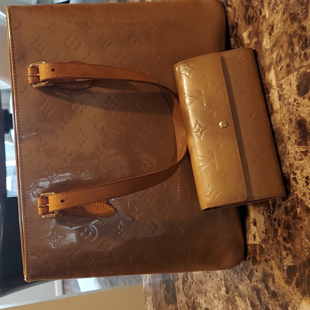 Louis Vuitton Brentwood Vernis Bag and Wallet